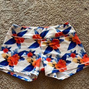 Born primitive shorts